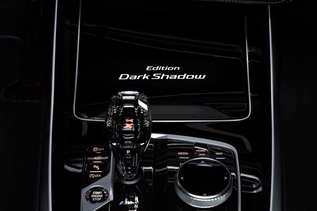 BMW X7 Dark Shadow Edition Versnellingspoke