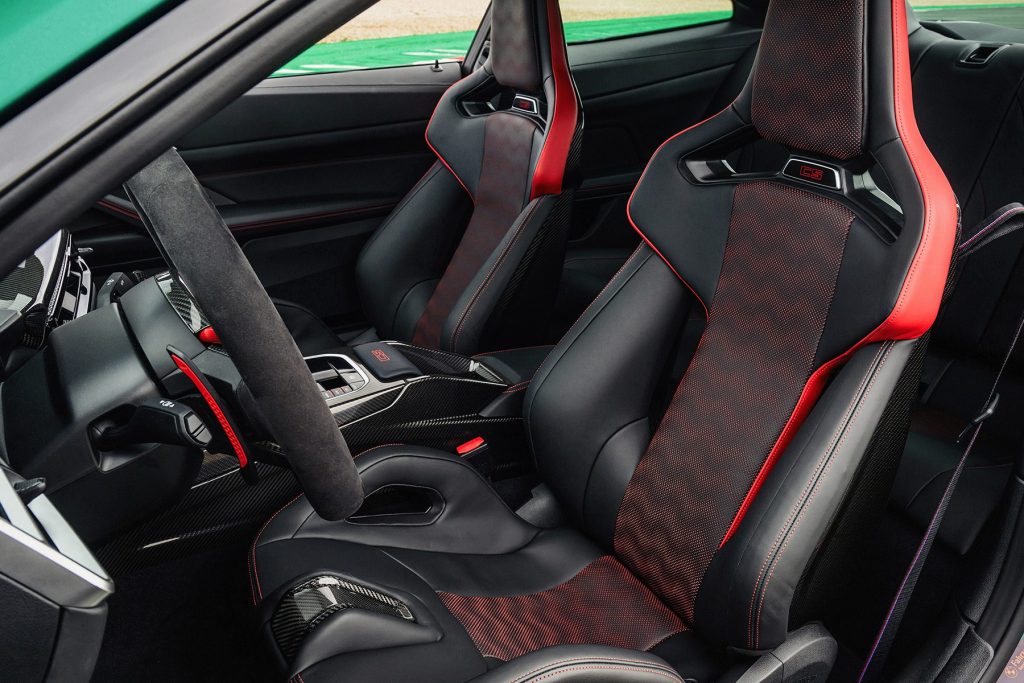 BMW M4 CS 2025