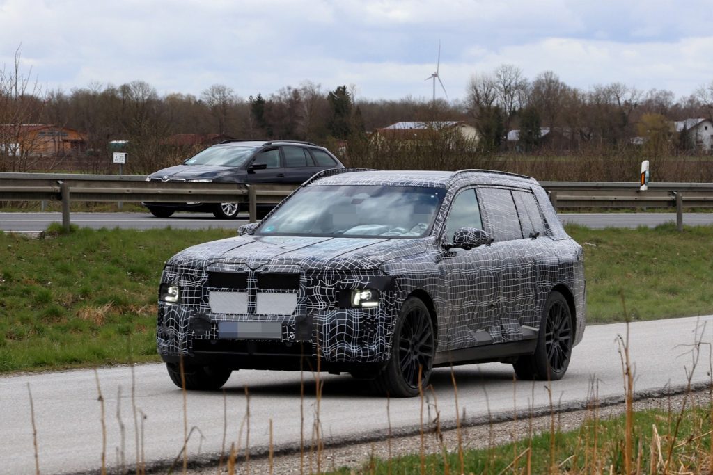 BMW iX7