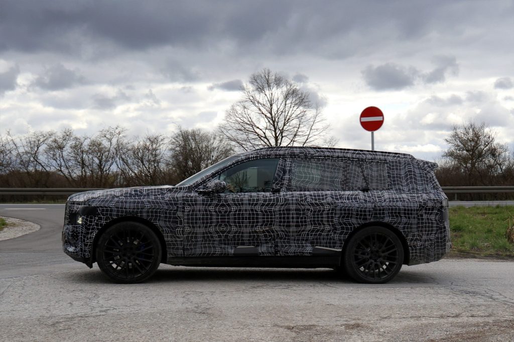 BMW iX7