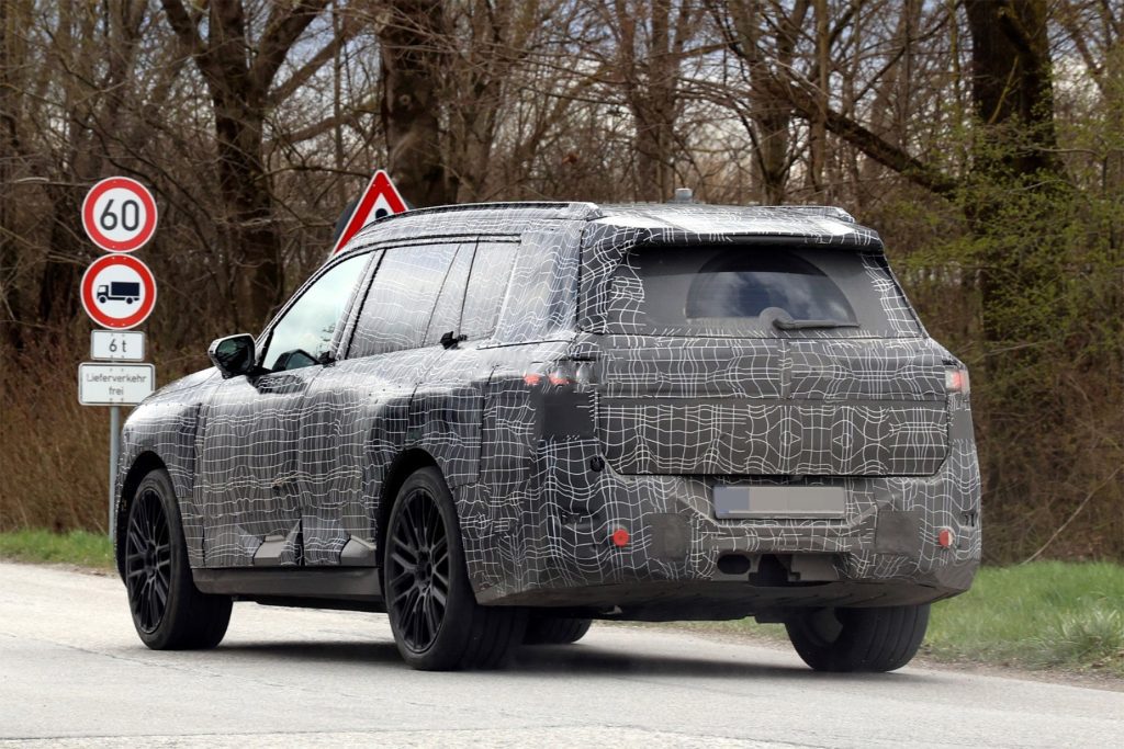 BMW iX7