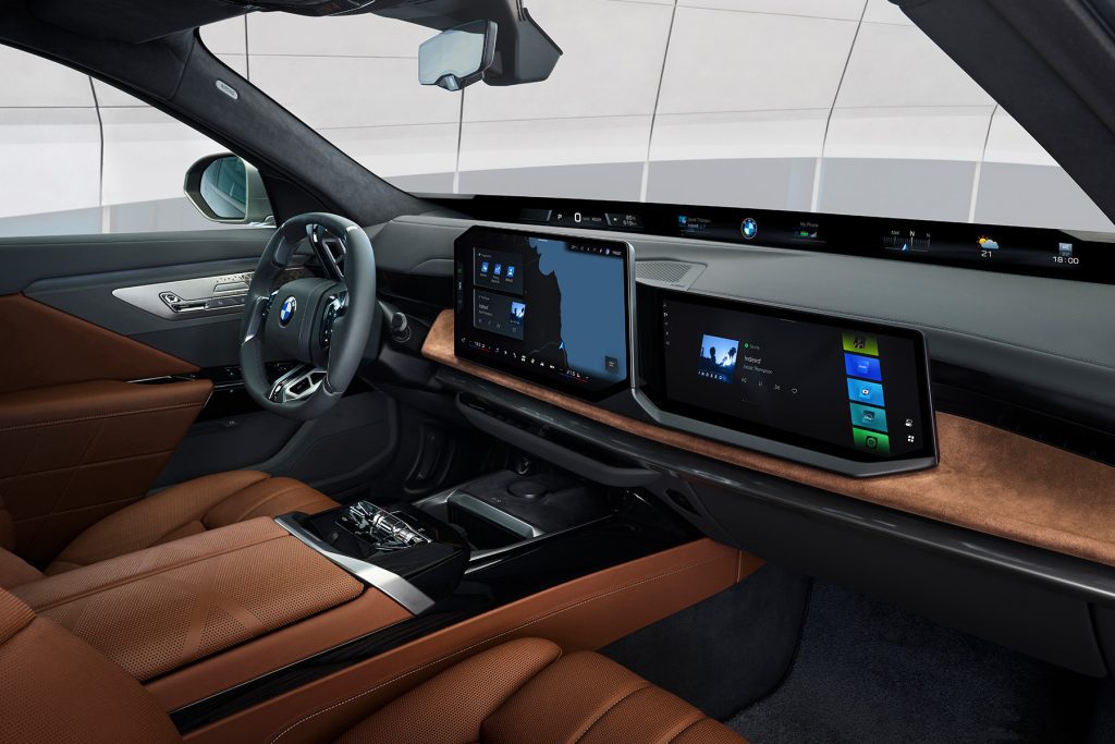 BMW i7