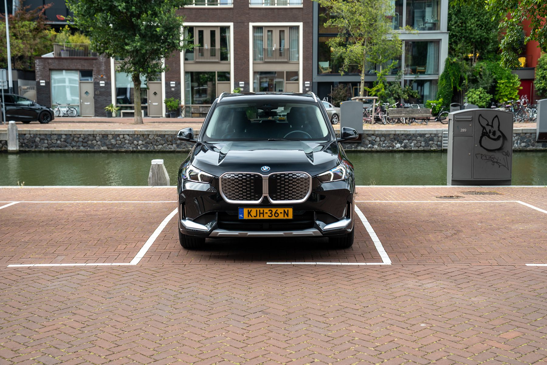 BMW iX1 Pure Edition