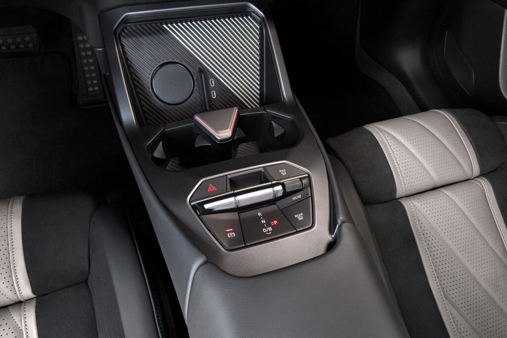 BMW iX3 M60 xDrive
