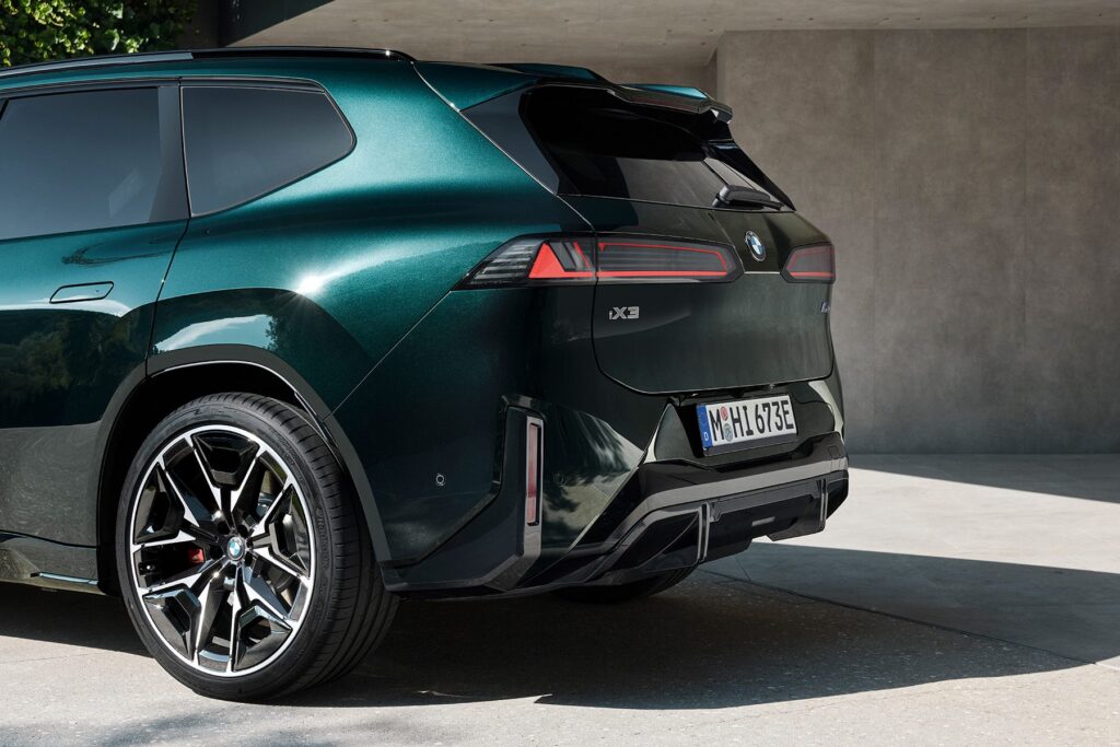 BMW iX3 M60 xDrive
