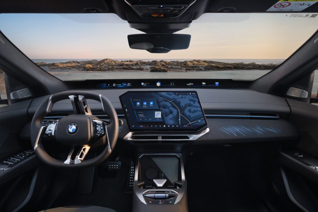 BMW iX4