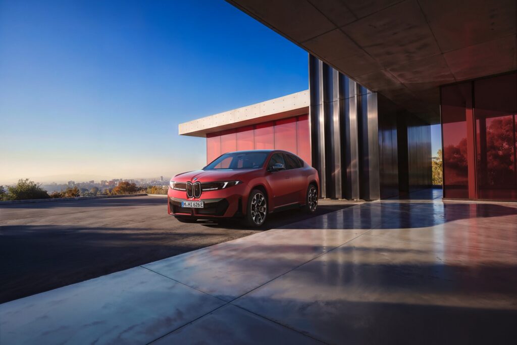 BMW iX4 M60